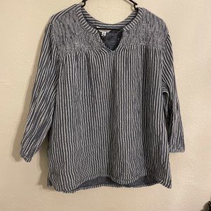 Casual blouse like top